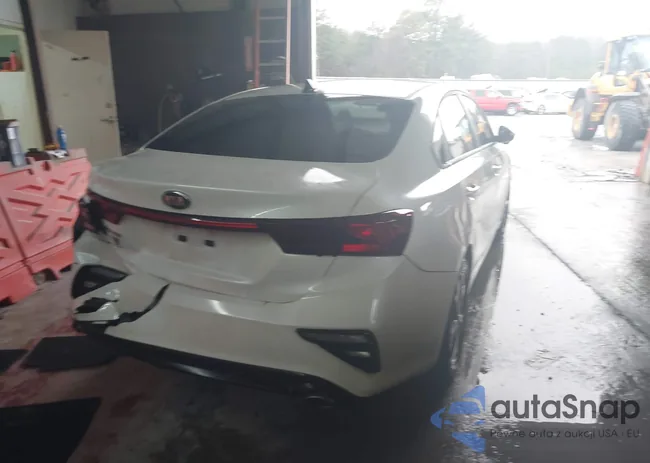 3KPF24AD1ME291652: 44481605