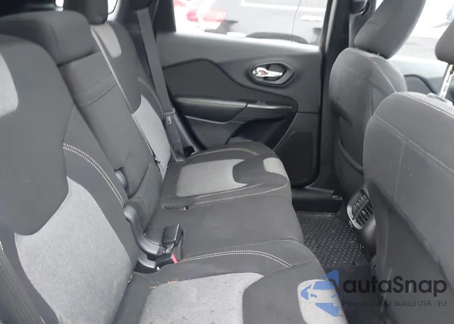 1C4PJLCS5EW182972: 44482761