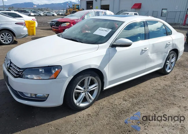 1VWBM7A30CC087929: 44482902