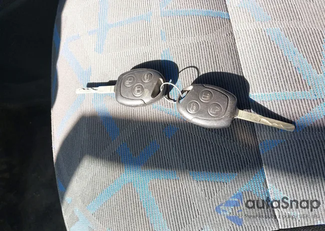 3FADP4BJ2DM225927: 44482986