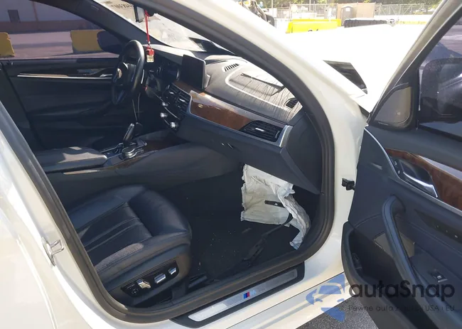 WBAJE5C56KWW12162: 44483007