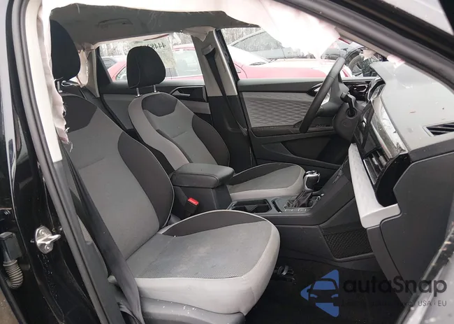 3VVDX7B24PM346243: 44483091