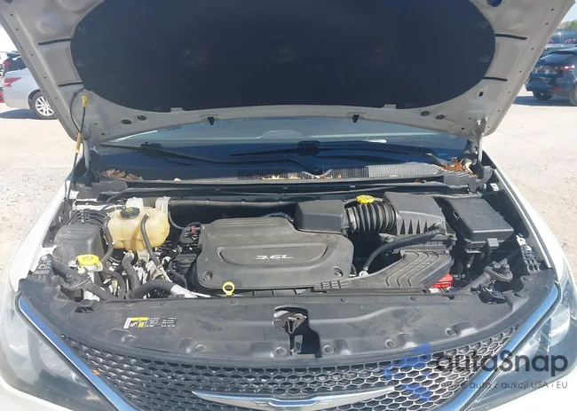 2C4RC1DG6HR545150: 44483097