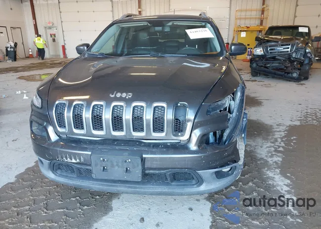 1C4PJMLXXJD551087: 44483239