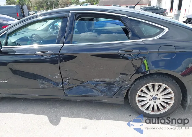 3FA6P0PU7FR310546: 44482314