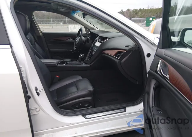 1G6AR5SSXH0216684: 44482529