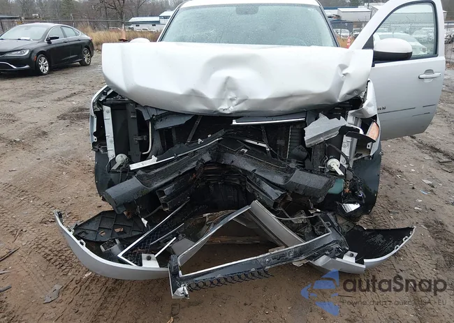 1GNSCJE03DR128627: 44482534