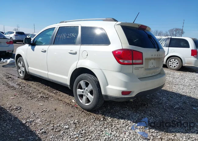 3C4PDDBG4HT592201: 44482580