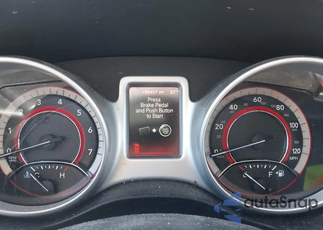 3C4PDDBG4HT592201: 44482580