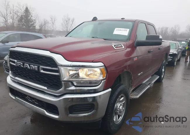 3C6UR5CJ2NG126895: 44482594