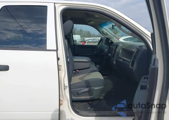 1D3HB18K69S704298: 44483749