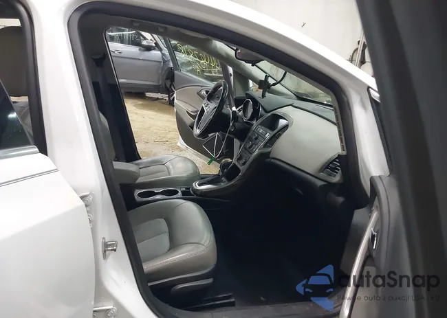 1G4PP5SK9G4158969: 44483818