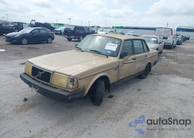 YV1AA8849M1456953: 44483837