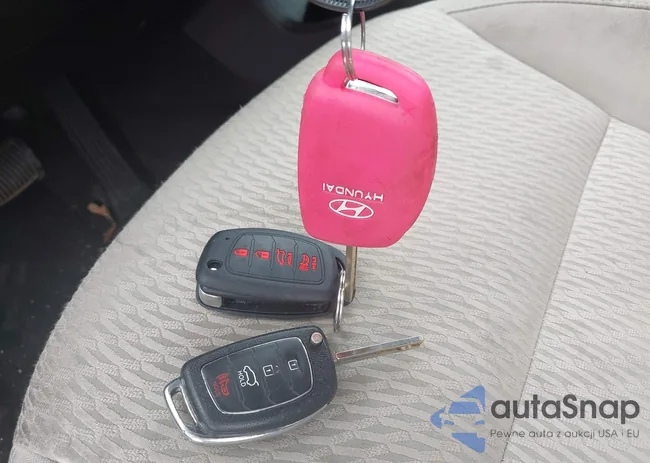 KM8SM4HF4GU158630: 44483891