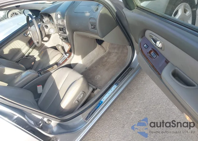 JNKCA31A41T011598: 44483991