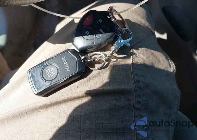 4T4BF3EK6BR097737: 44484018