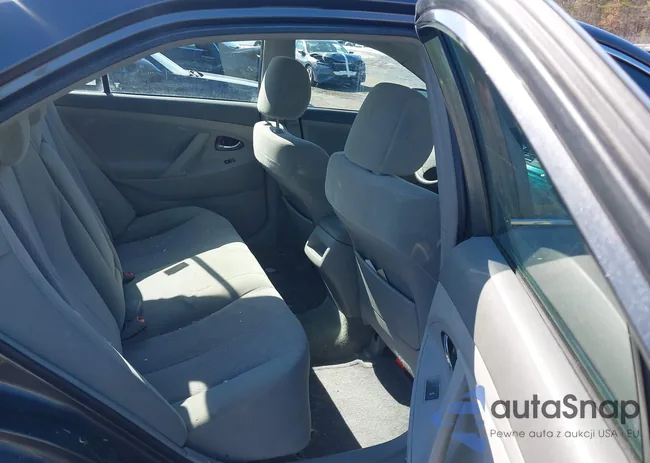 4T4BF3EK6BR097737: 44484018