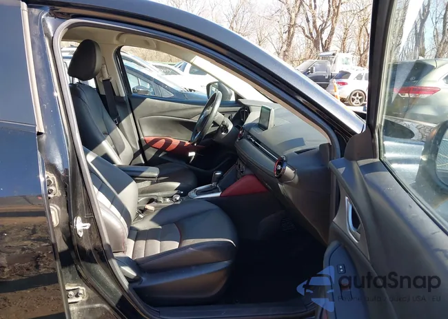 JM1DKFC73G0139721: 44484078