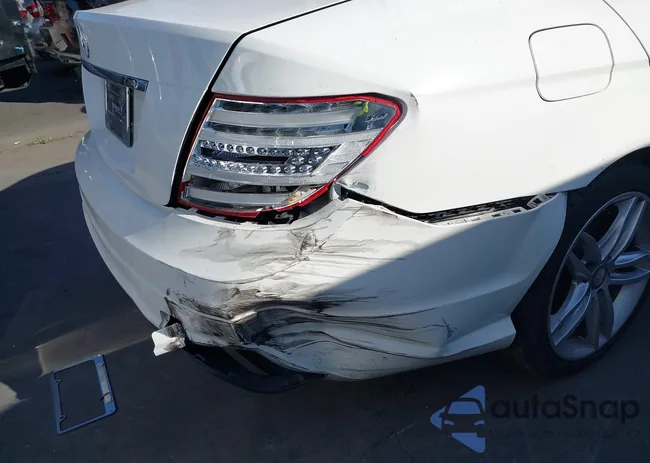 WDDGF4HB5DR275509: 44484079