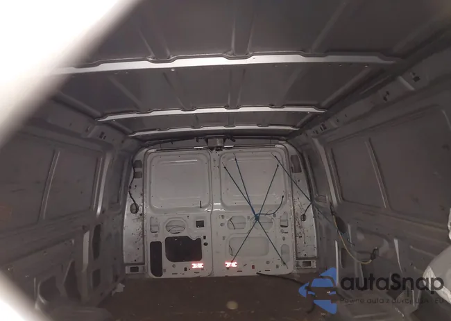 1FTNS24LX2HB16357: 44484100