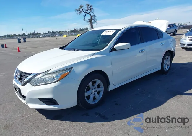 1N4AL3AP4JC157464: 44484120