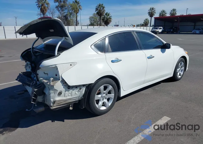 1N4AL3AP4JC157464: 44484120