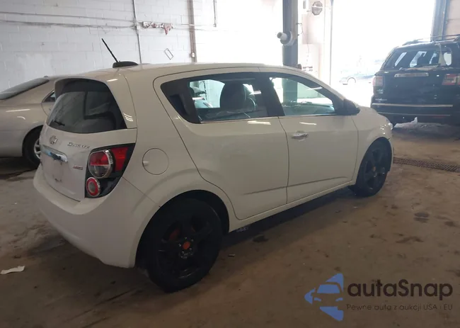 1G1JE6SB7F4181647: 44484154