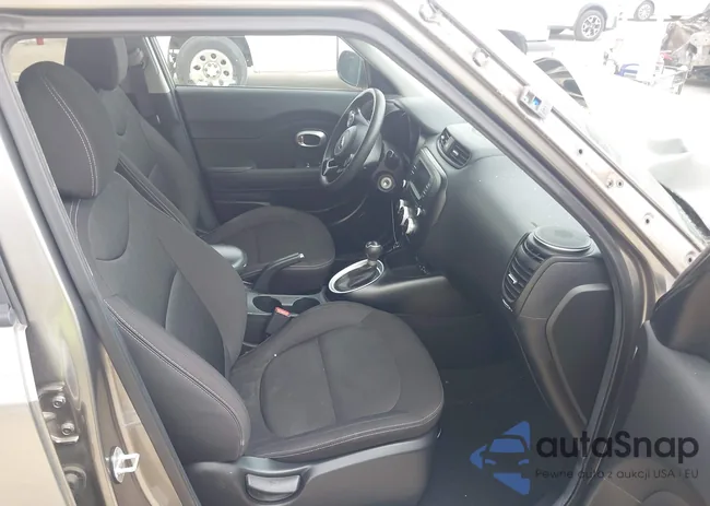 KNDJN2A25J7587077: 44483374