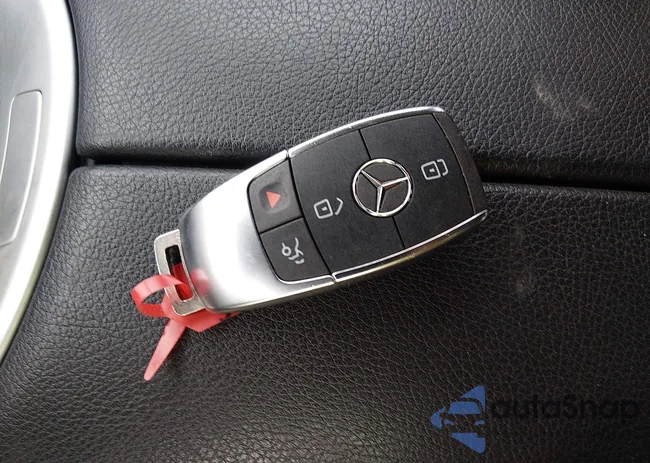 W1N0G8EB6NG086085: 44483392