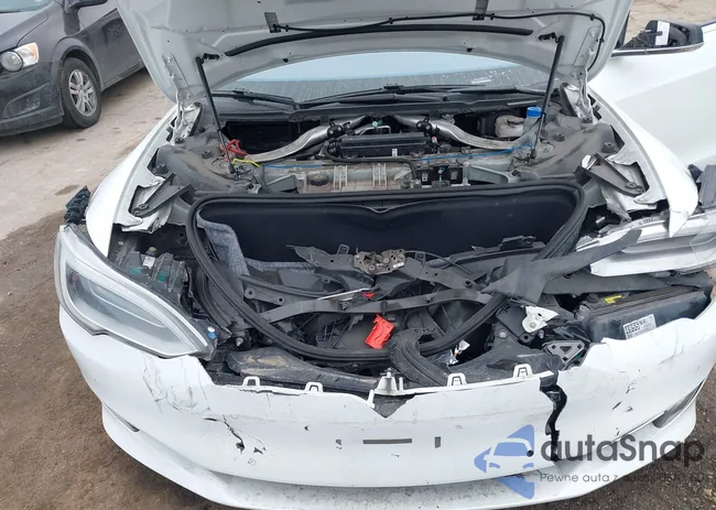 5YJSA1E26GF141480: 44483394