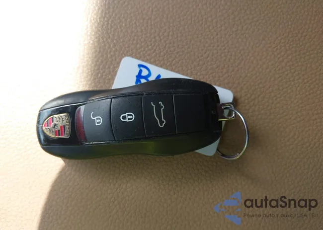 WP1AA2A26HKA89455: 44483412