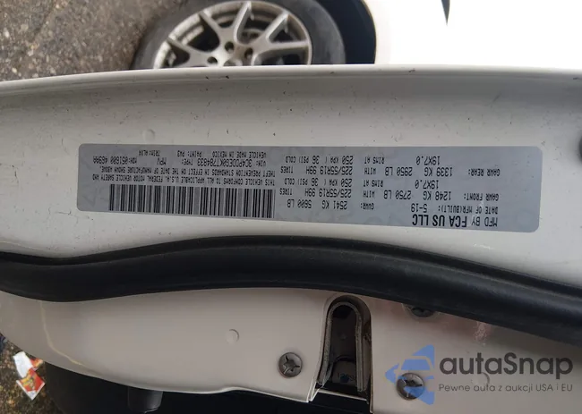 3C4PDDEG0KT784833: 44483640