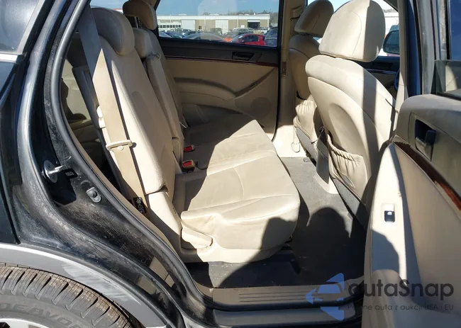 KM8NUDCC7AU103820: 44483662