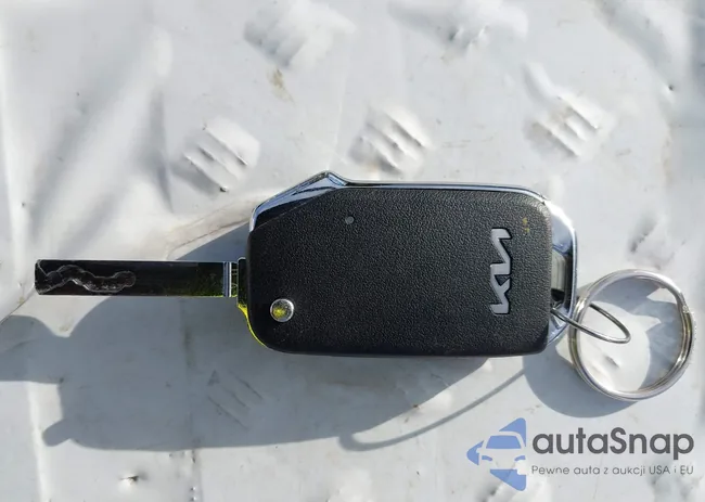 3KPF24AD3RE739140: 44483674