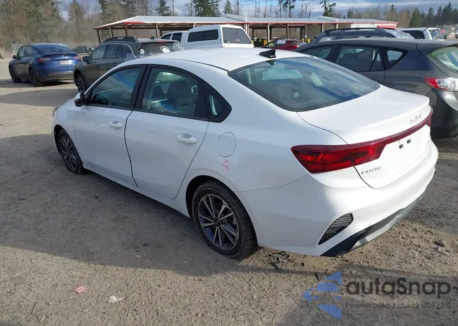 3KPF24AD3RE739140: 44483674