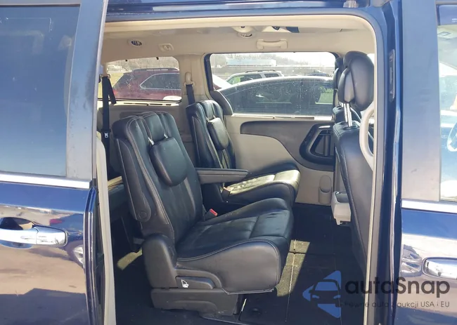 2C4RC1CG3DR778043: 44484736