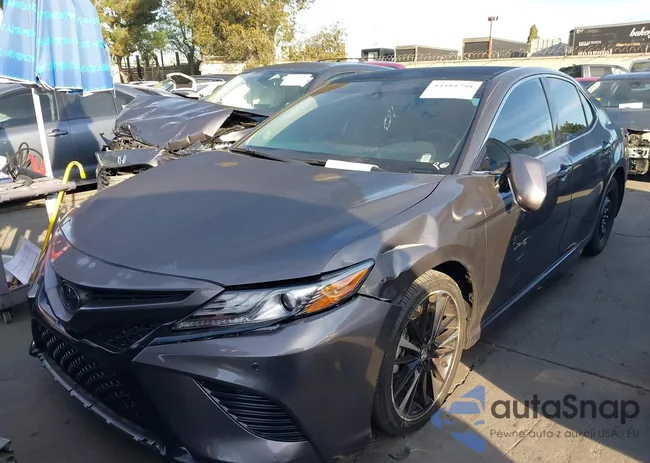 4T1B61HK5KU818057: 44484798