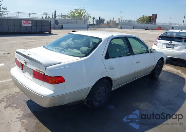 4T1BG22KX1U763423: 44484823