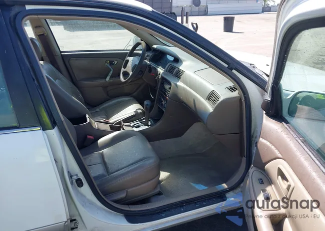 4T1BG22KX1U763423: 44484823