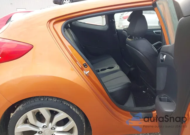 KMHTC6AD2CU044065: 44484921