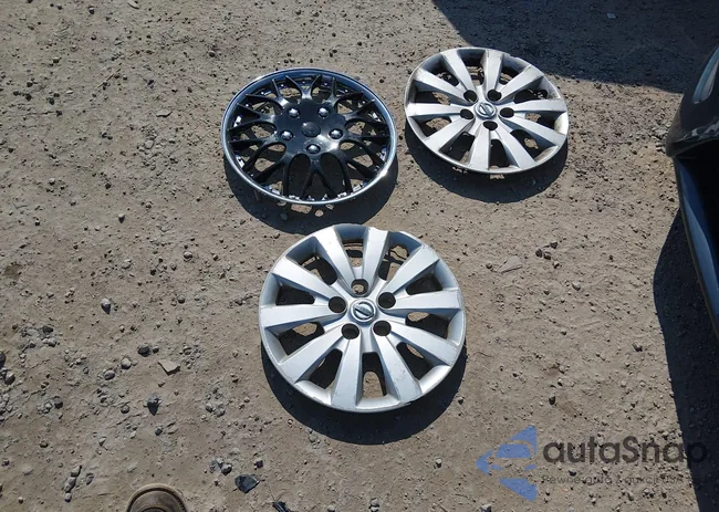 3N1AB7AP5EY332275: 44484937