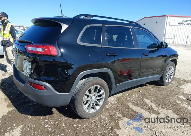 1C4PJLCB1JD596417: 44484943