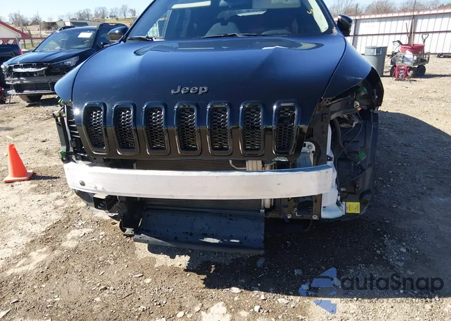 1C4PJLCB1JD596417: 44484943