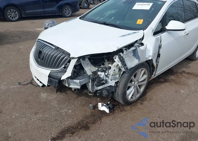 1G4PP5SKXD4230676: 44484948