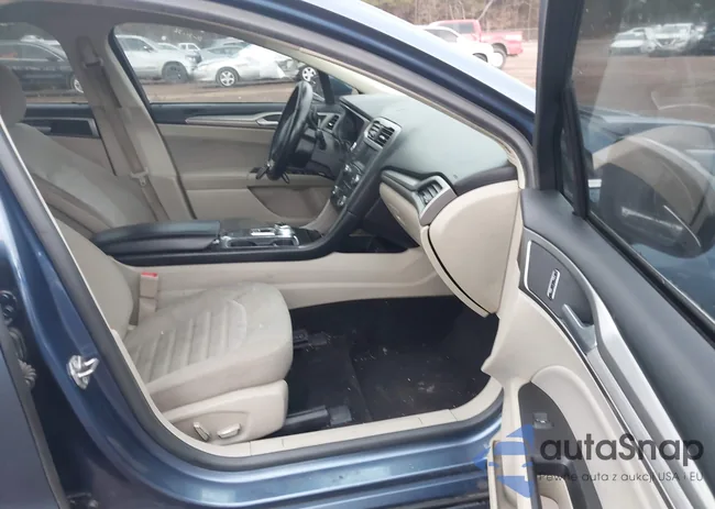 3FA6P0HD8JR227103: 44484960