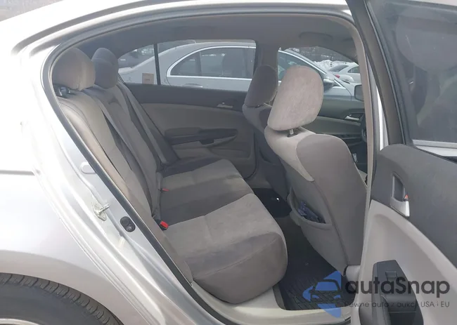 1HGCP26328A150611: 44485041