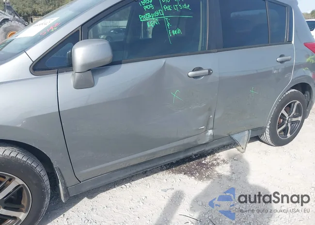 3N1BC13E59L372515: 44485142