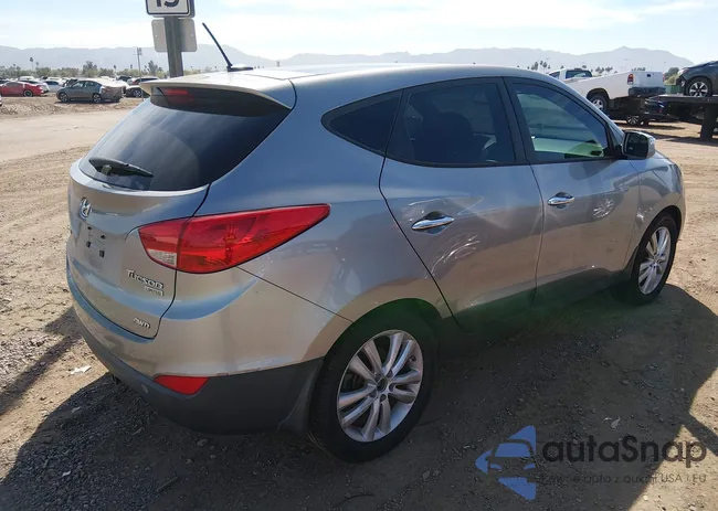 KM8JUCAC3DU553688: 44485213