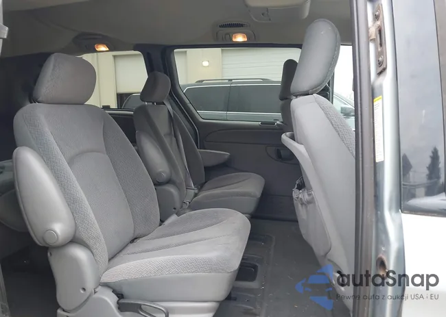 2D4GP44L44R586870: 44485217