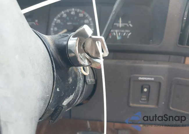 1FTDF15Y8MNA60606: 44484359